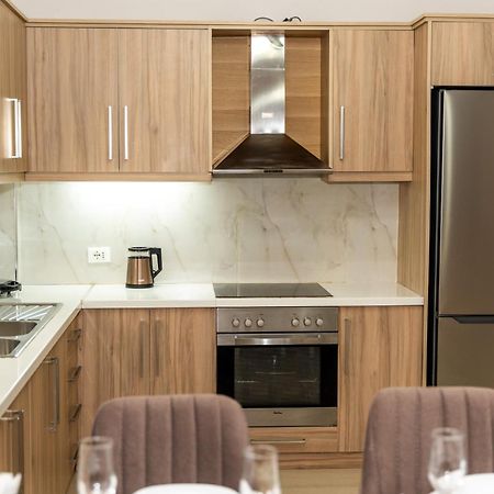 A&V Apartments Sarandë Eksteriør bilde