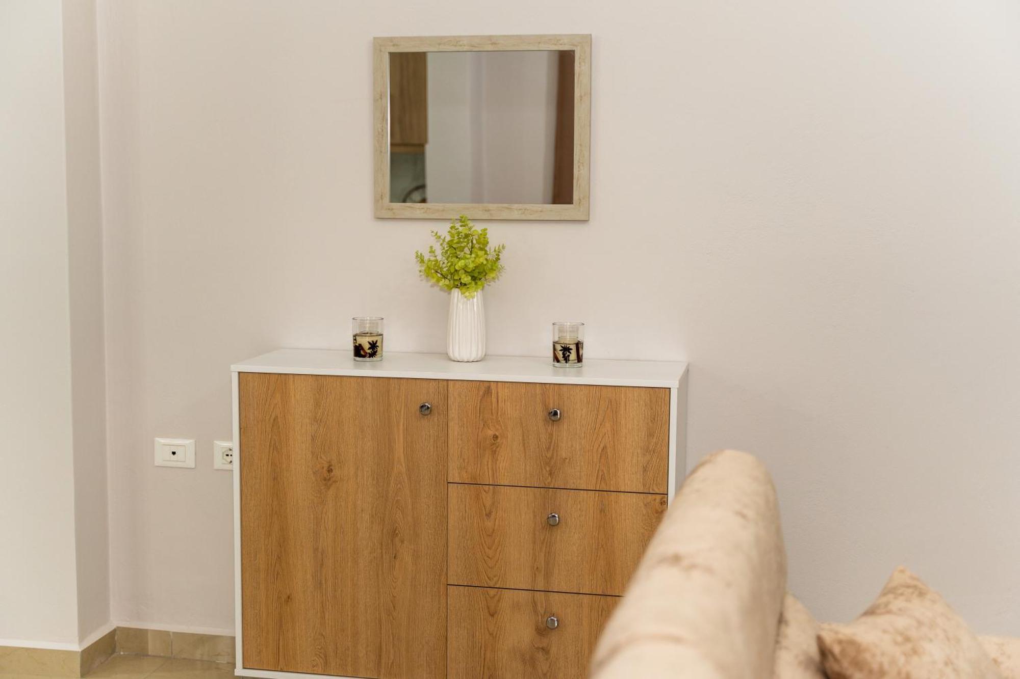 A&V Apartments Sarandë Eksteriør bilde