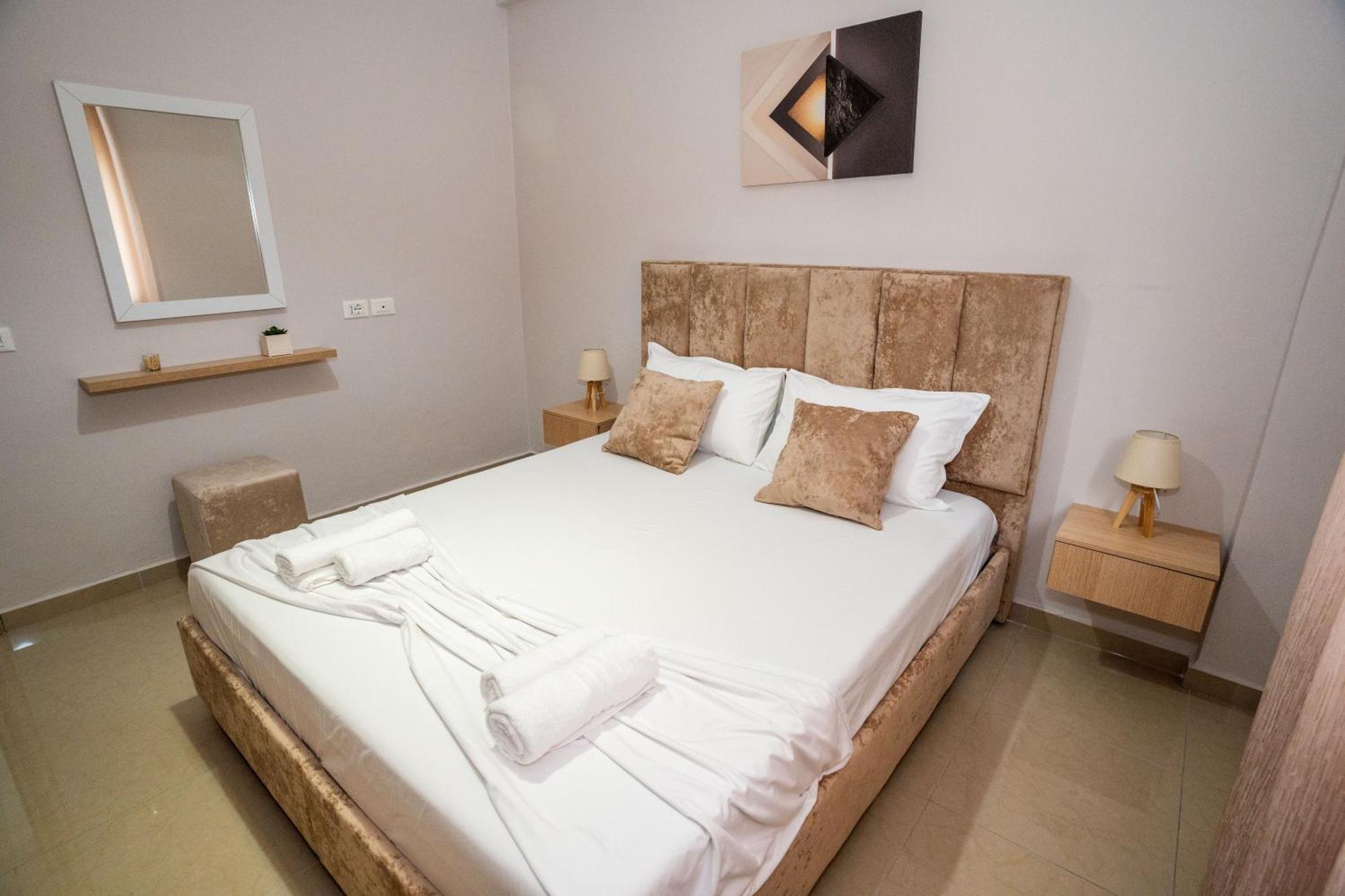 A&V Apartments Sarandë Eksteriør bilde