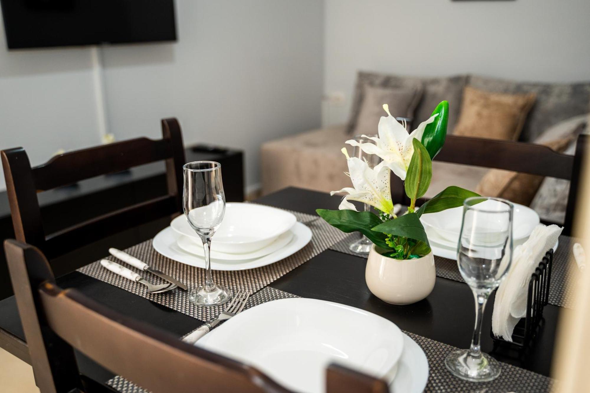 A&V Apartments Sarandë Eksteriør bilde
