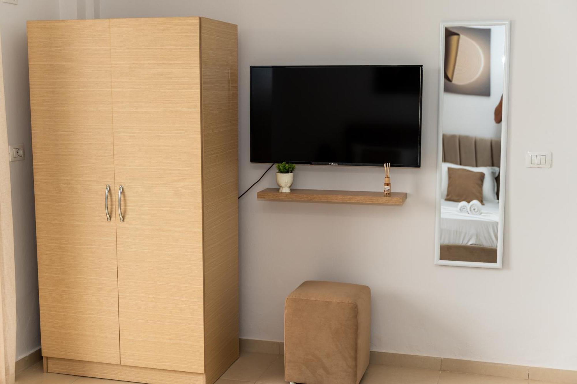 A&V Apartments Sarandë Eksteriør bilde